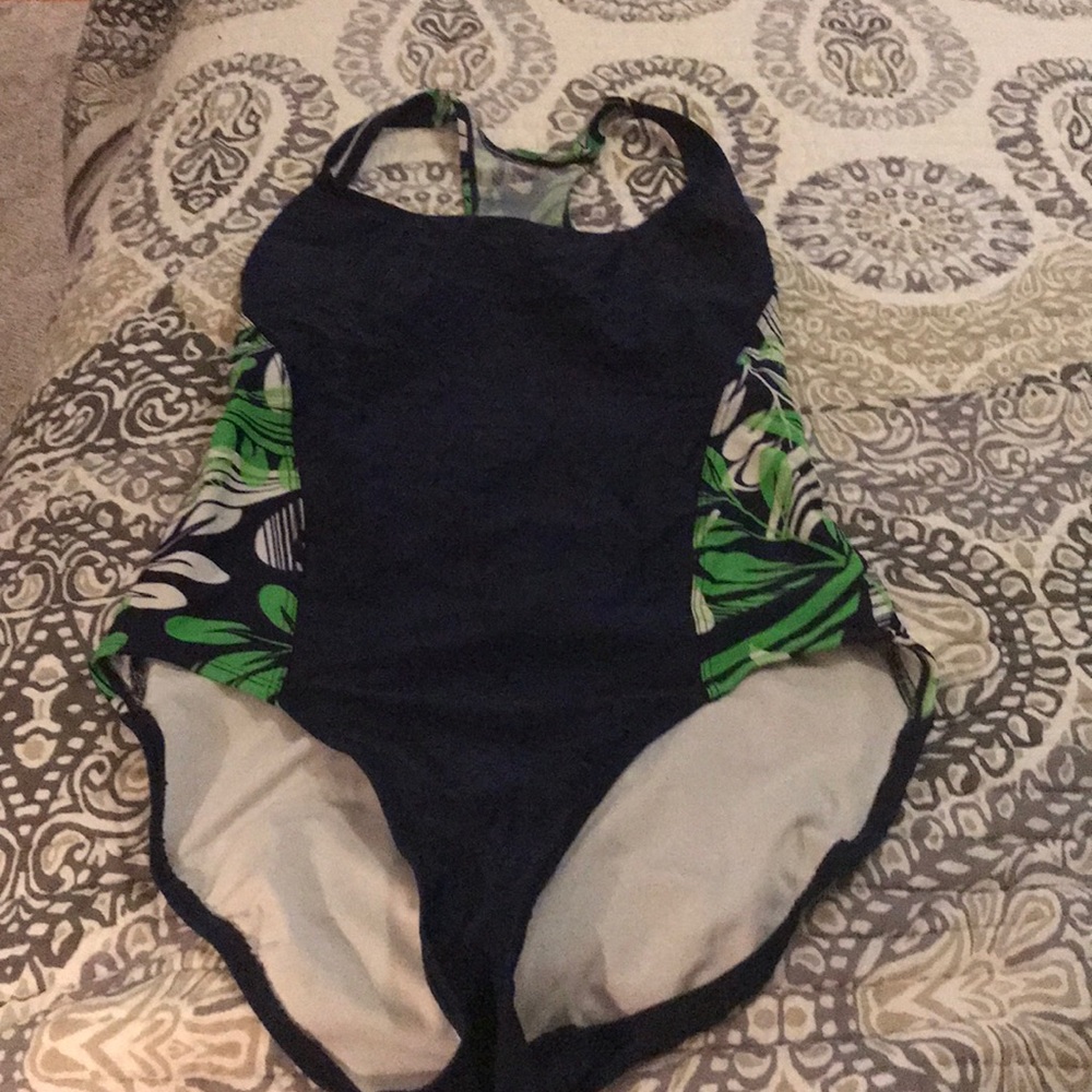 One Piece Swim